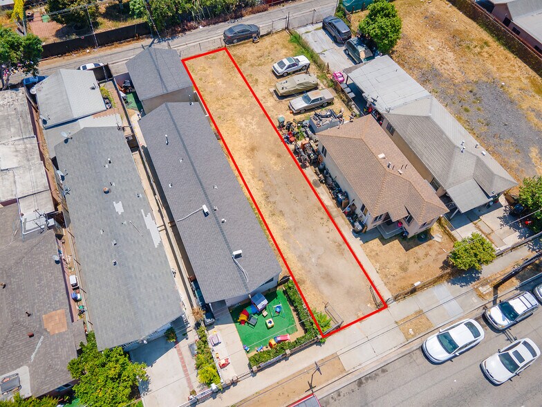 More Photos Of 13110 S Main St, Los Angeles Land For Sale
