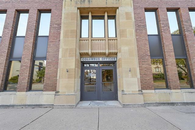 More Photos Of 414 E Walnut St, Green Bay Office For Sale