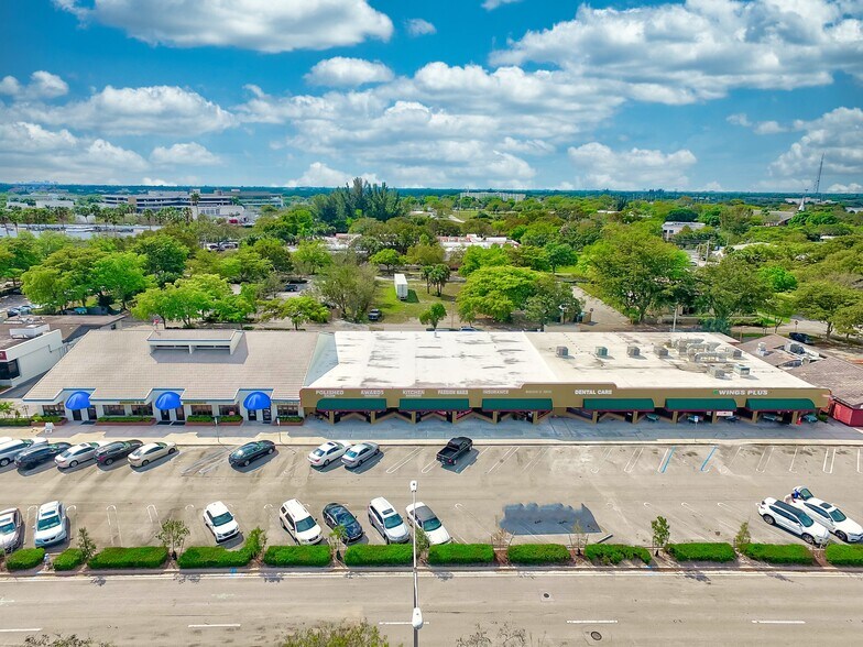 More Photos Of 9866 W Sample Rd, Coral Springs Storefront Retail Office For Lease