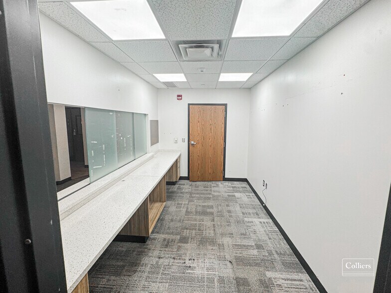More Photos Of 1908 Wylie Ave, Pittsburgh Office For Lease