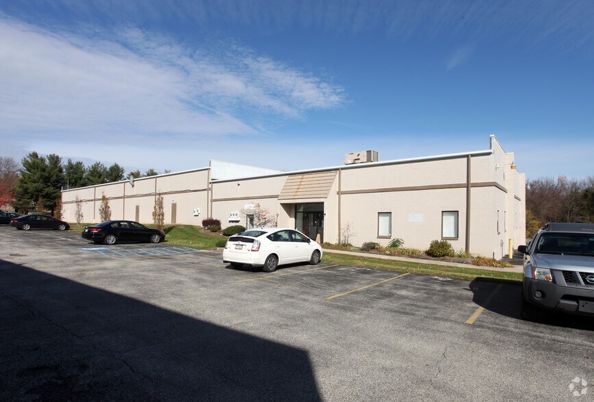 More Photos Of 680 Hollow Rd, Phoenixville Light Distribution For Lease