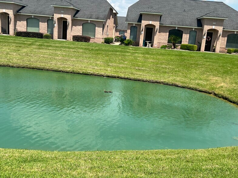 More Photos Of 5501-5529 Louetta Rd, Spring Unknown For Lease