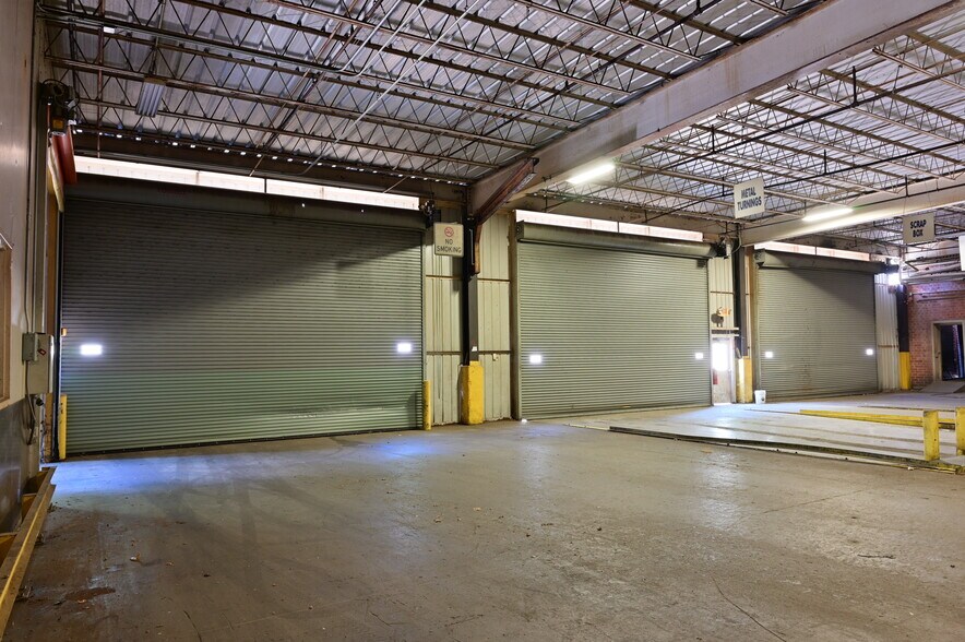 More Photos Of 7500 US 11 W, Rogersville Manufacturing For Sale