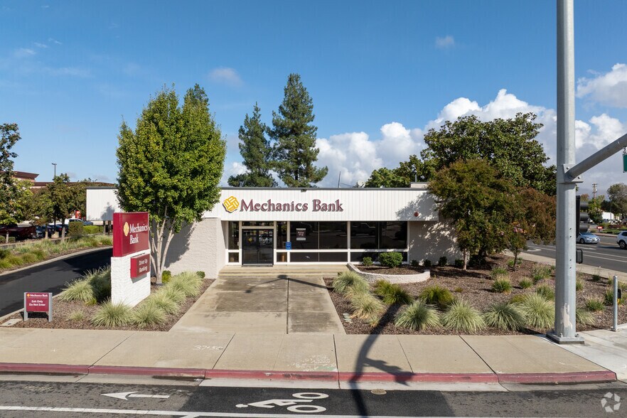 Primary Photo Of 805 1st St, Gilroy Bank For Sale