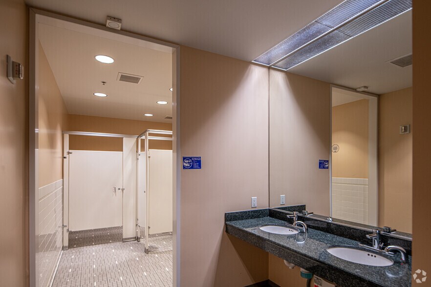 Photo of 10th Floor Ste 1000