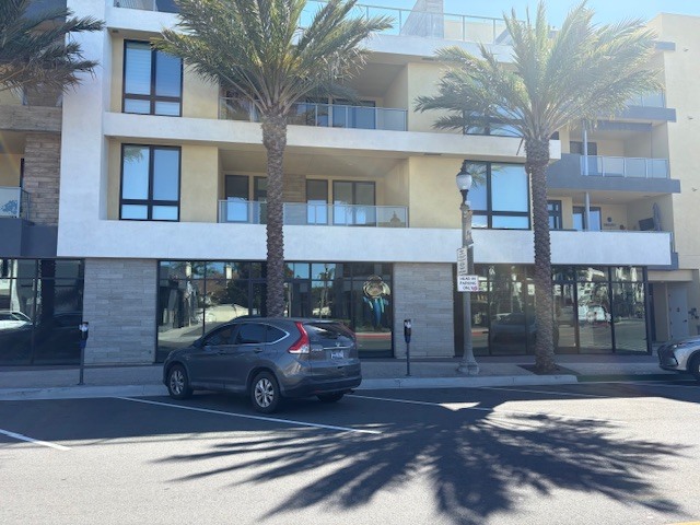 More Photos Of 414-424 Main St, Huntington Beach Apartments For Lease