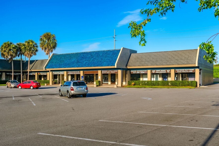 More Photos Of 840 Deltona Blvd, Deltona Unknown For Lease