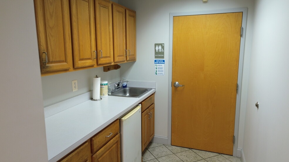 More Photos Of 5211 Cutter Ct, Prince Frederick Industrial For Sale