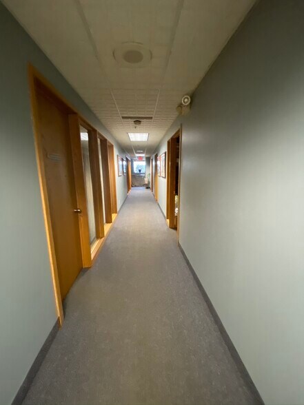 More Photos Of 200 N Hardman Ave, South Saint Paul Manufacturing For Sale