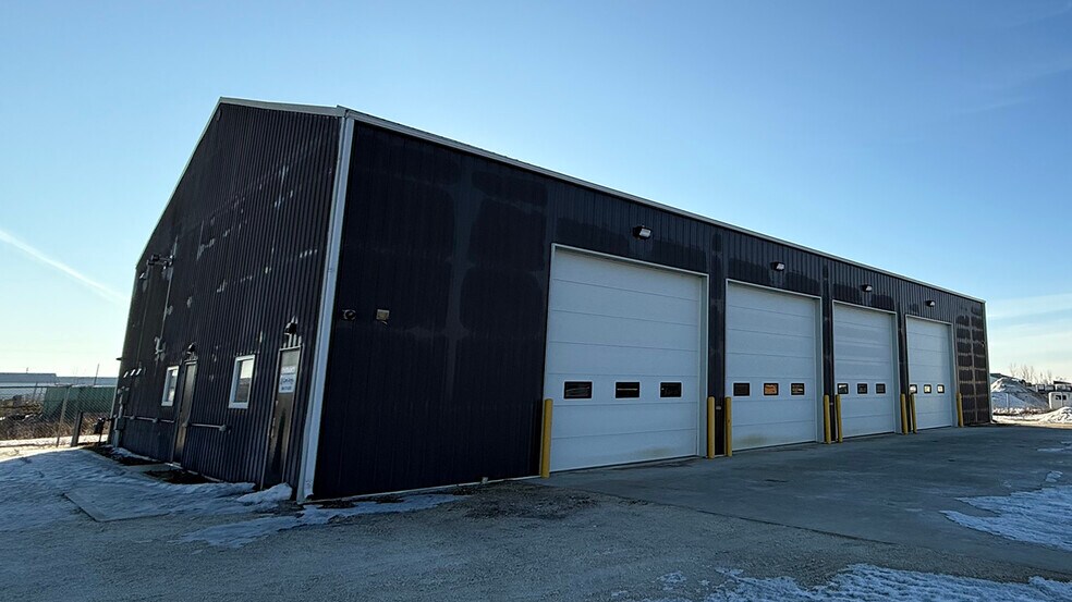 Primary Photo Of 51 Matheson Pkwy, Sunnyside Industrial For Lease
