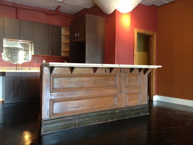 More Photos Of 2400 S Jefferson Ave, Saint Louis Office For Lease