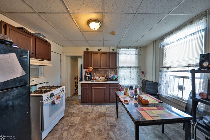 More Photos Of 801 W Berwick St, Easton Apartments For Sale