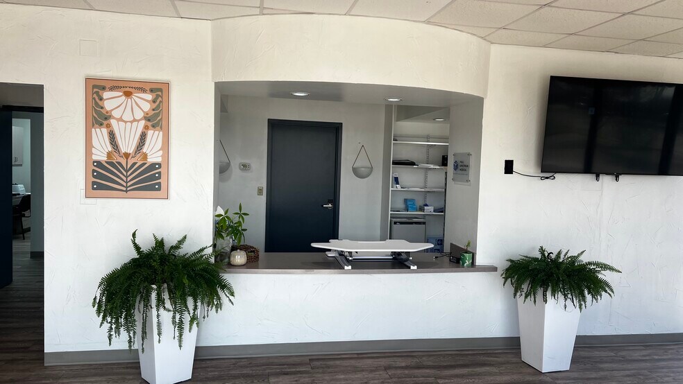 More Photos Of 4301 Saturn Rd, Garland Unknown For Lease