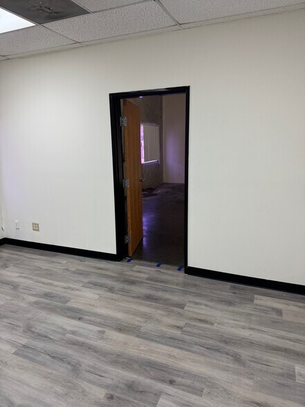 More Photos Of 6750 Foster Bridge Blvd, Bell Gardens Distribution For Lease