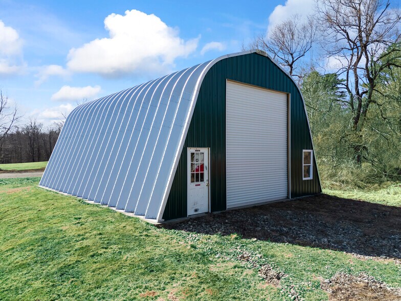 More Photos Of 357 W Main St, Searsport Freestanding For Sale