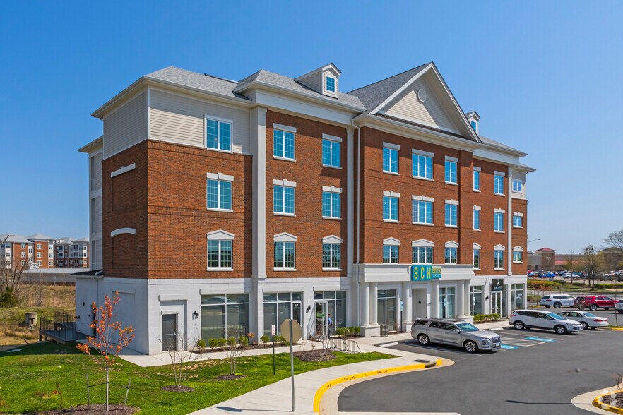 More Photos Of 2200 Carl D Silver Pkwy, Fredericksburg Hotel For Lease