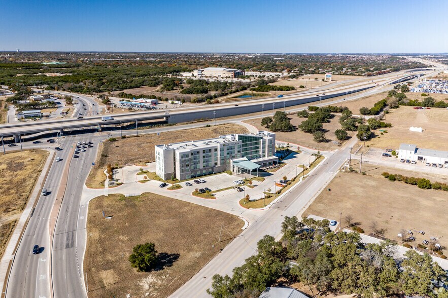 More Photos Of 1315 E New Hope Dr, Cedar Park Hotel For Sale