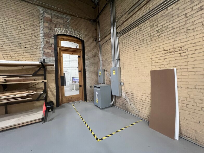 More Photos Of 508 E 900 S, Provo Manufacturing For Sale
