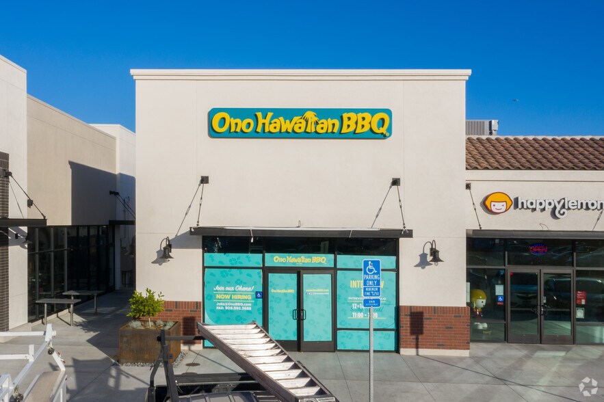 More Photos Of 3680 Crocker Dr, Sacramento Unknown For Lease