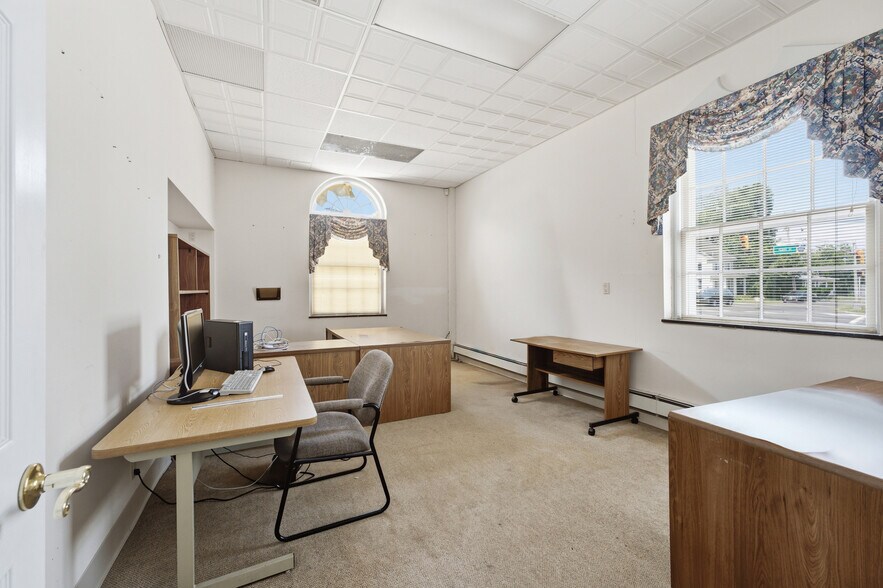 More Photos Of 100 Mantua Blvd, Mantua Office For Sale