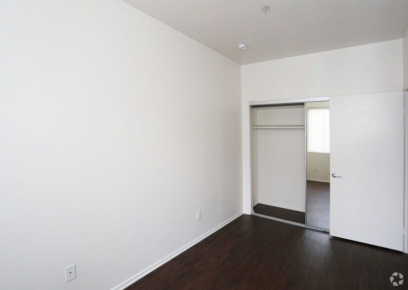 More Photos Of 401 S La Fayette Park Pl, Los Angeles Apartments For Sale