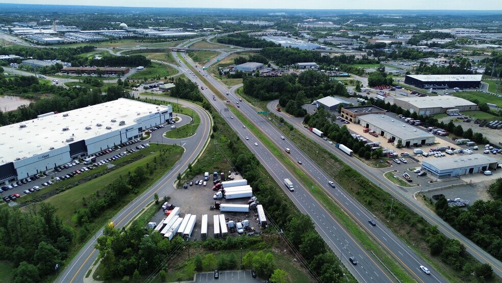 More Photos Of 7404 Cushing Rd, Manassas Land For Lease