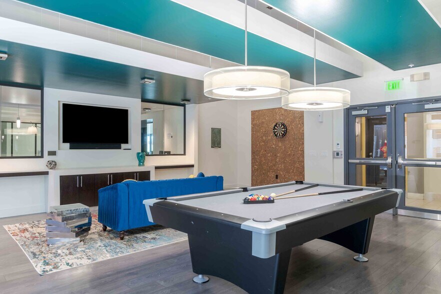 More Photos Of 101 N Wolfe St, Baltimore Apartments For Lease