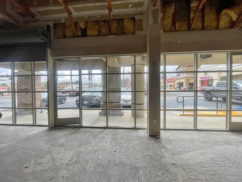 More Photos Of 1784-1930 Erringer Rd, Simi Valley Unknown For Lease