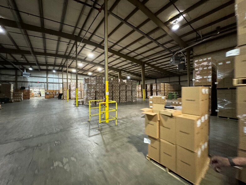 More Photos Of 19919 W Shawnee Mission Pky, Shawnee Manufacturing For Sale
