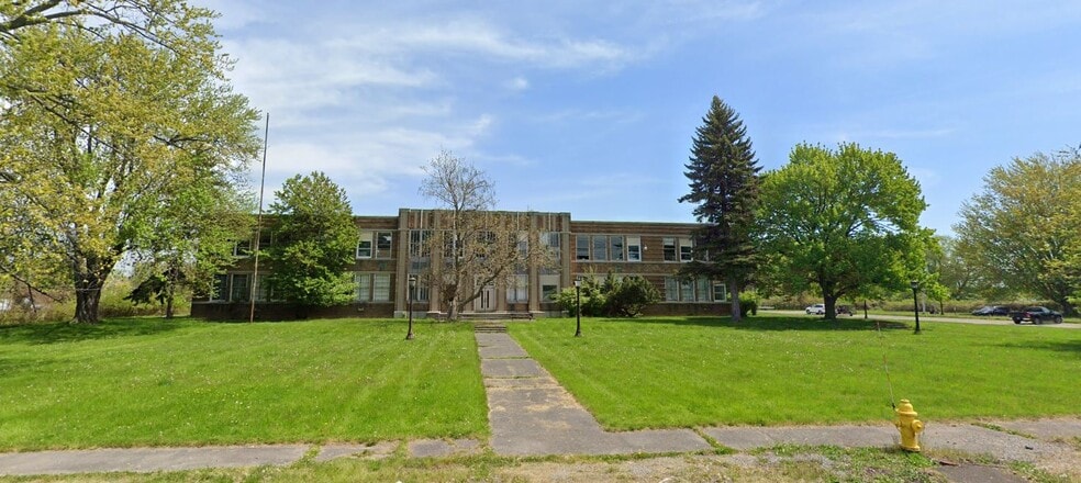 Primary Photo Of 3656 Milestrip Rd, Blasdell Loft Creative Space For Sale