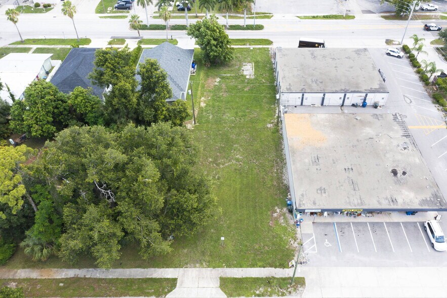 More Photos Of 1925 Suwanee Ave, Fort Myers Land For Sale