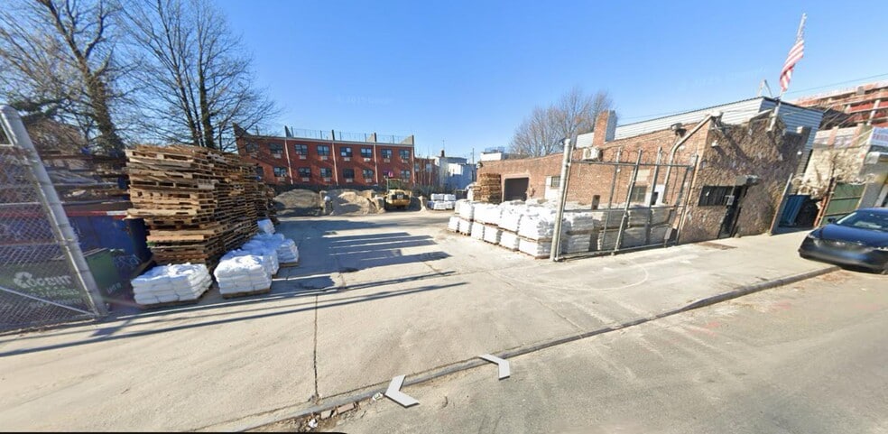 More Photos Of 322 Barbey St, Brooklyn Land For Lease