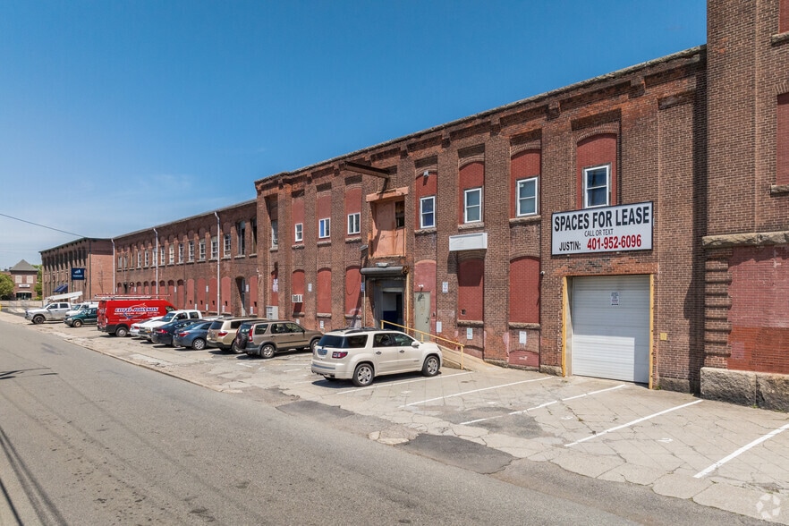 More Photos Of 21 Sabin St, Pawtucket Manufacturing For Lease