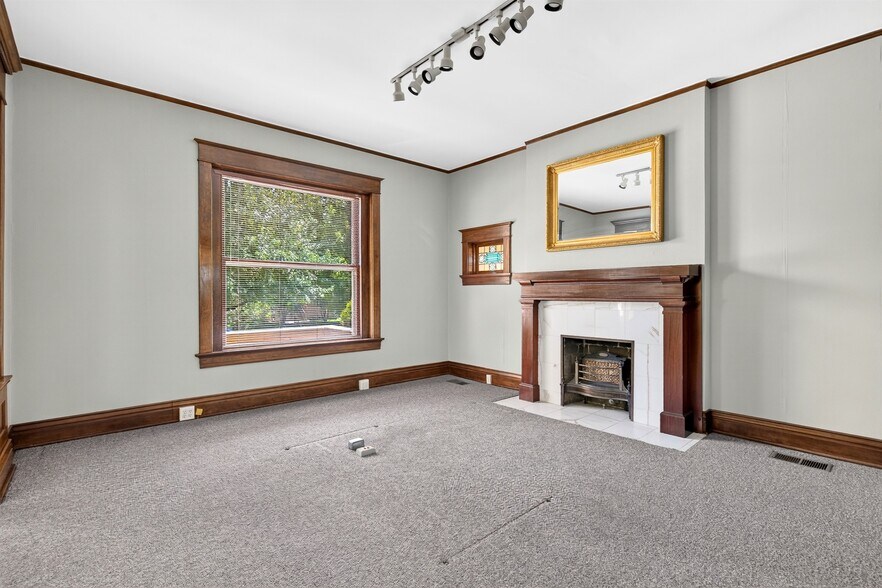 More Photos Of 1833 Windsor Pl, Louisville Office For Sale