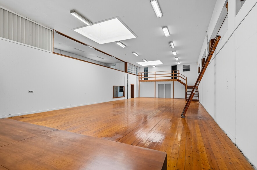 More Photos Of 11300-11320 W Pico Blvd, Los Angeles Storefront For Lease