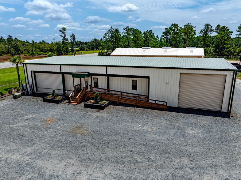 More Photos Of 19300 Valdosta Hwy, Valdosta Light Distribution For Lease