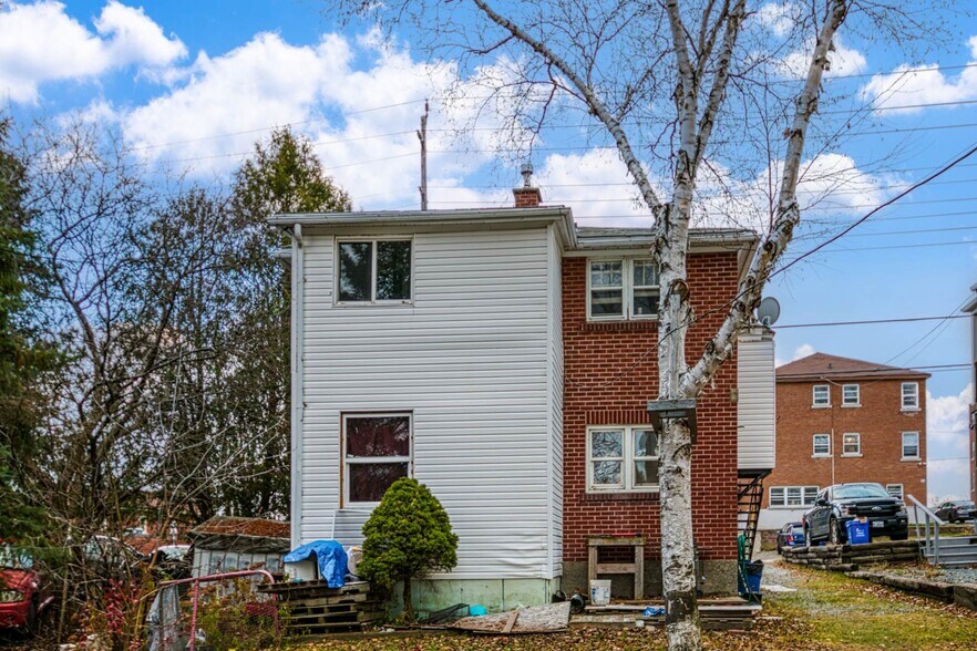 More Photos Of 358 Cartier Av, Sudbury Apartments For Sale