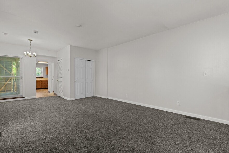 More Photos Of 1936-1956 Benton St, Saint Louis Apartments For Sale