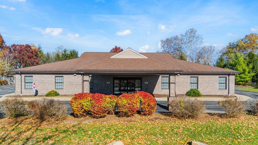 Primary Photo Of 86 Coraopolis Rd, Coraopolis Medical For Sale