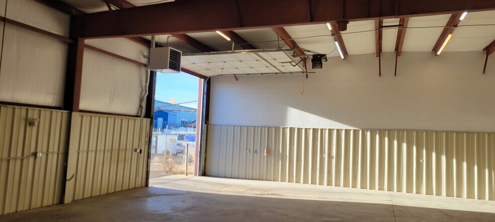 More Photos Of 64 Imperial Dr, Evanston Warehouse For Lease