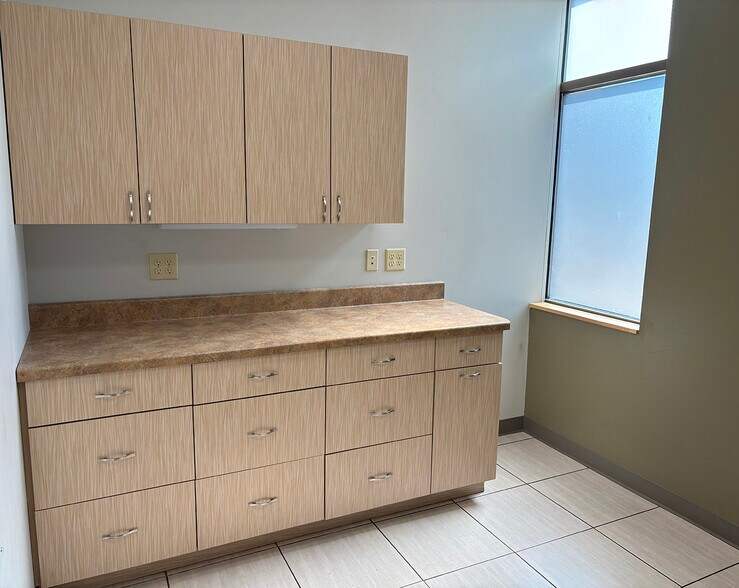 More Photos Of 4518-4522 Monona Dr, Madison General Retail For Lease
