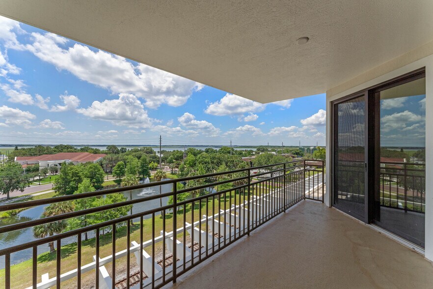 More Photos Of 111 E Monument Ave, Kissimmee Office For Lease