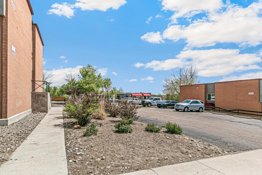 More Photos Of 2475-2503 Hancock Expy, Colorado Springs Apartments For Sale