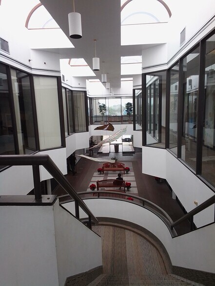 More Photos Of 5402 S Staples St, Corpus Christi Office For Lease