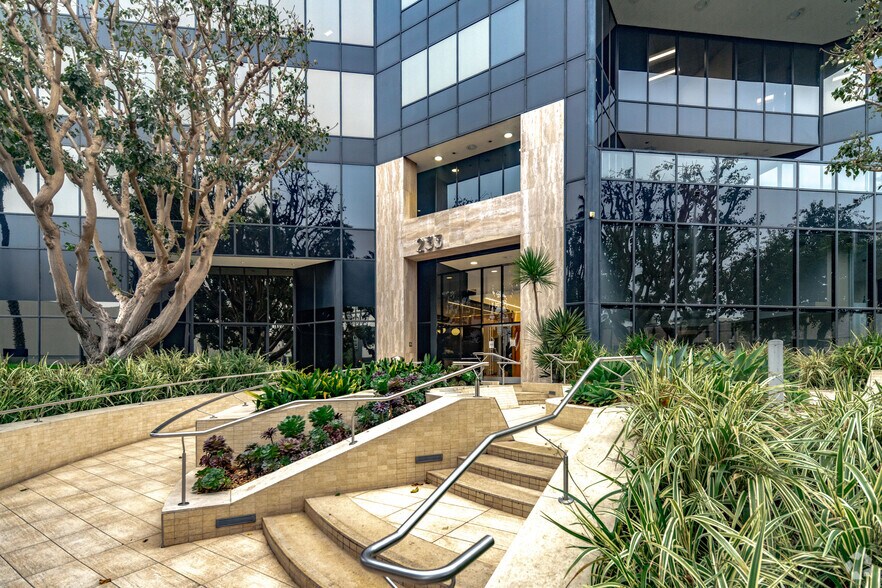 More Photos Of 233 Wilshire Blvd, Santa Monica Office For Lease