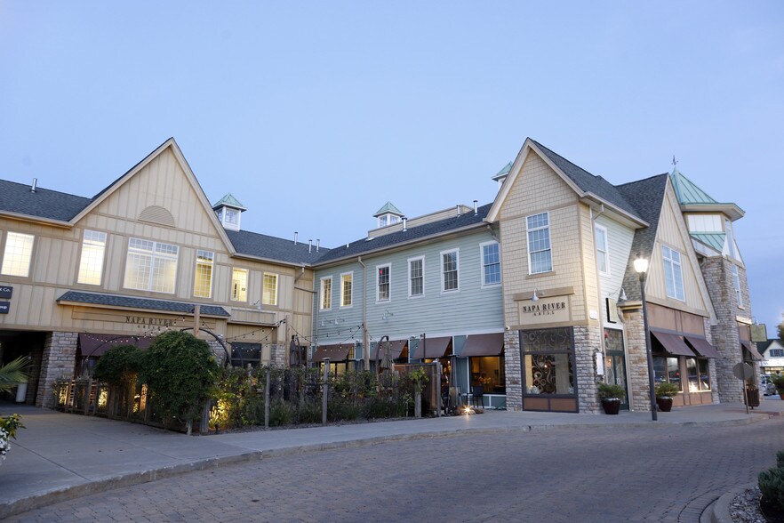 More Photos Of 1311 Herr Ln, Louisville Unknown For Lease