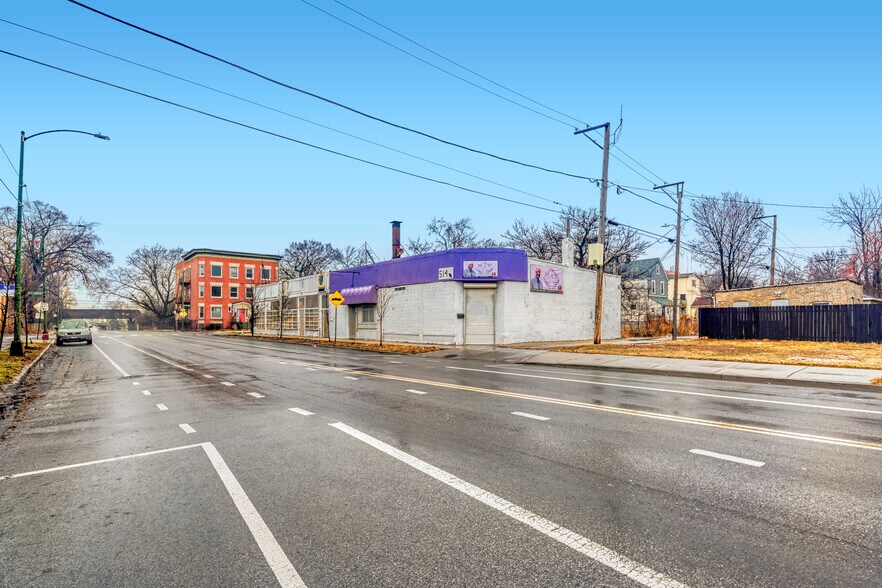 More Photos Of 514 W 71st St, Chicago General Retail For Sale