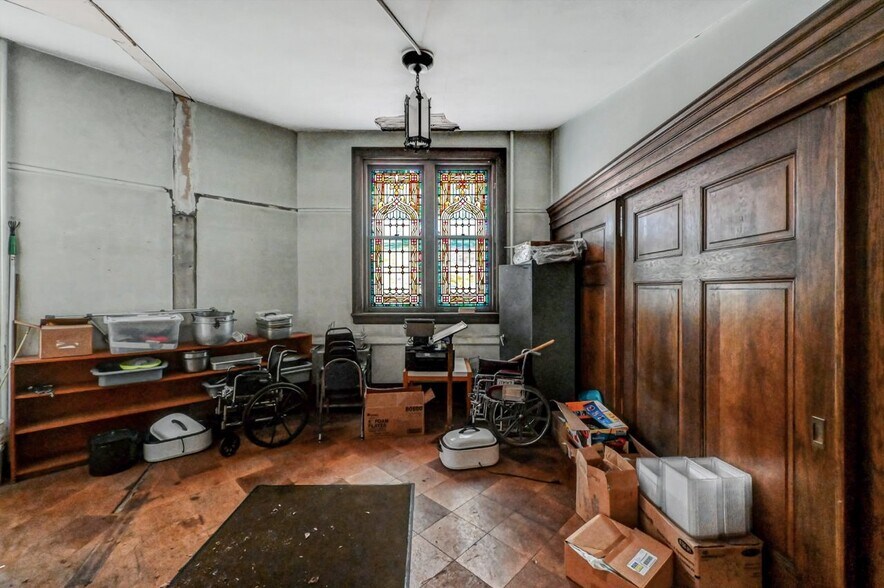 More Photos Of 720 Delaware St, Scranton Religious Facility For Sale