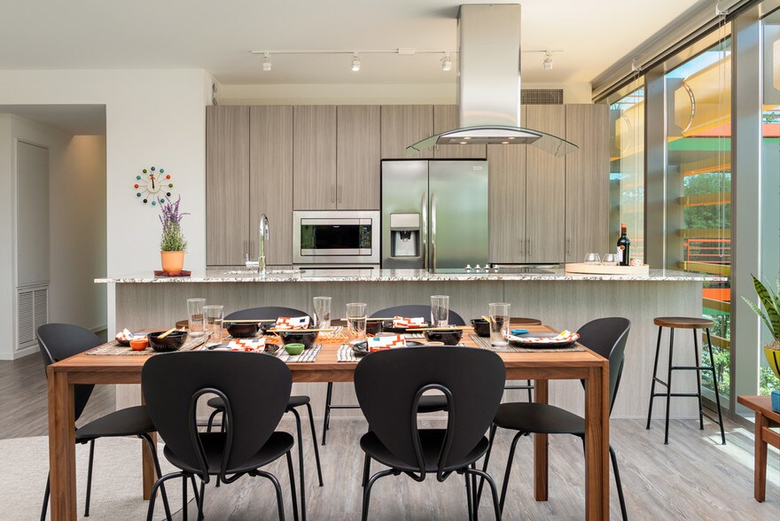 More Photos Of 6895 E Camelback Rd, Scottsdale Apartments For Lease