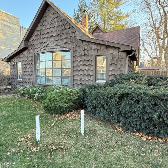 More Photos Of 6417 Carrollton Ave, Indianapolis Loft Creative Space For Sale